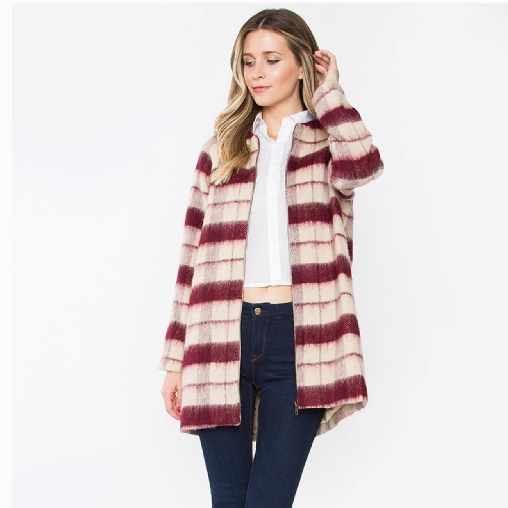 Women’s Plaid Burgundy Beige Coat NWT